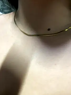 Amy azaela online show from 11.15.25