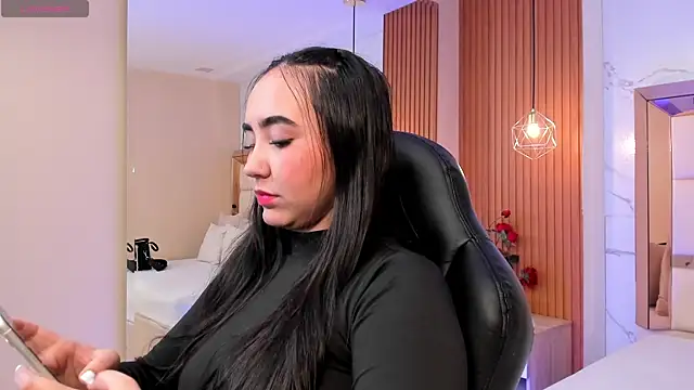 Snapshot of julieta_rosee chatting on 02.26.26 julieta rosee online show from 02.26.26