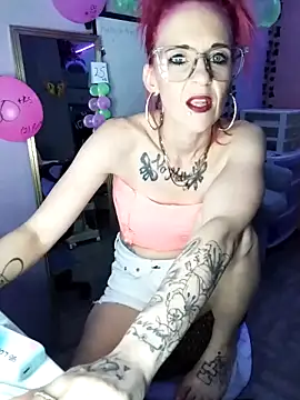 Purple2StayThnxx online show from 10.12.25