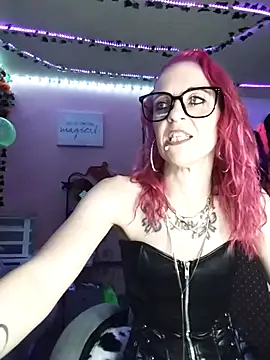 Purple2StayThnxx online show from 10.14.25