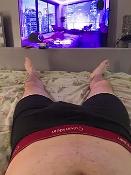 naughtycoupl98 online show from 04.13.26