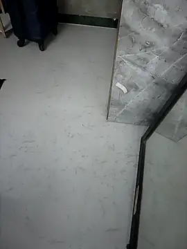 Snapshot of _Danny__ chatting on 10.31.25 Danny online show from 10.31.25