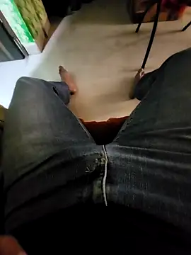 Snapshot of _Danny__ chatting on 11.30.25 Danny online show from 11.30.25