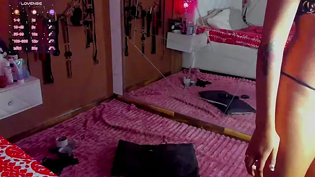 EimmyAdams online show from 04.16.26