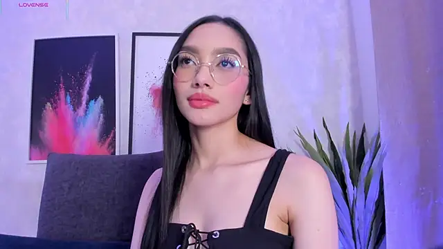 Keira Corleone online show from 11.22.25