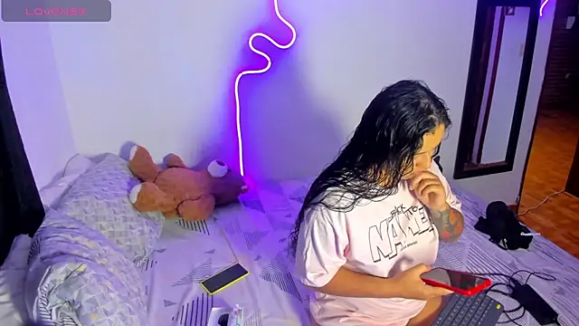 Dilan and Mia online show from 05.11.26