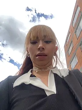 Sallem Pink online show from 09.11.25