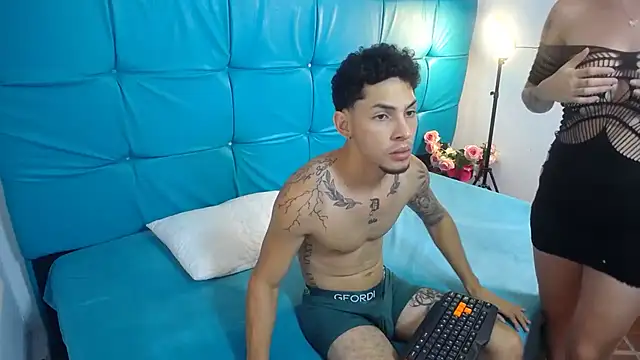 Snapshot of Bunny_Petit chatting on 10.11.25 Bunny Petit online show from 10.11.25