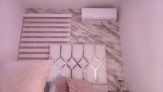 cataleya ebony  online show from 02.05.26