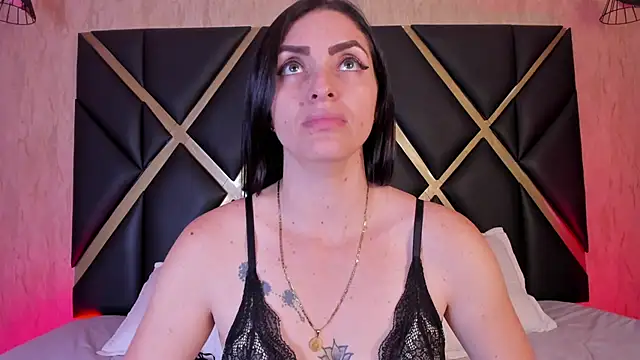 MeganHoffmaan online show from 09.16.25