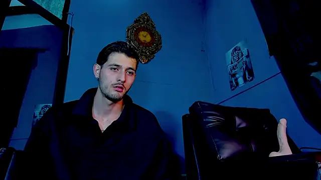 alejo  323   online show from 04.21.26