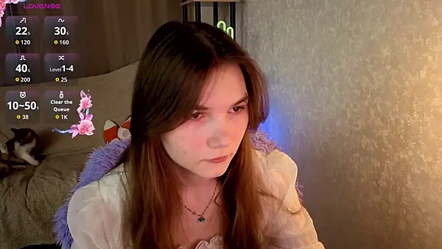 Snapshot of Nika_OMG chatting on 10.11.25 Nika OMG online show from 10.11.25