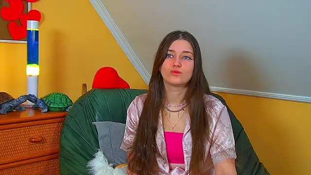 Snapshot of JessicaJewells chatting on 02.15.26 JessicaJewells online show from 02.15.26