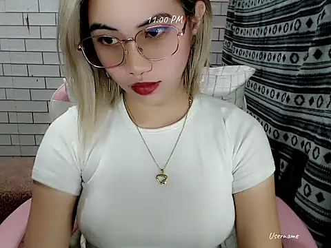 Rainea149 online show from 11.12.25