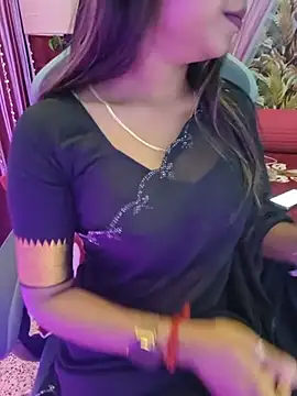 Snapshot of Puja-baby chatting on 07.17.26 Puja-baby online show from 07.17.26