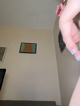 Bambi-Live online show from 10.24.25