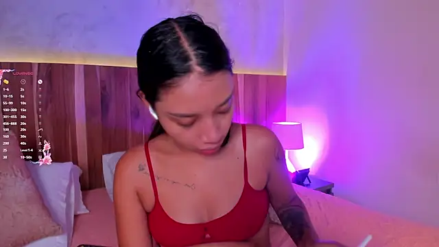 MissPocahontass online show from 11.25.25