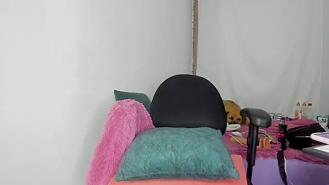 Sandy-13 online show from 02.15.26