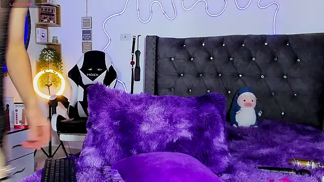 Katherine Rose online show from 09.27.25