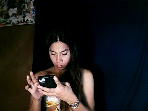 Snapshot of Asian_PrettyAle chatting on 11.03.25 Asian PrettyAle online show from 11.03.25