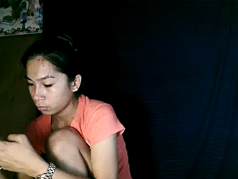 Snapshot of Asian_PrettyAle chatting on 11.05.25 Asian PrettyAle online show from 11.05.25