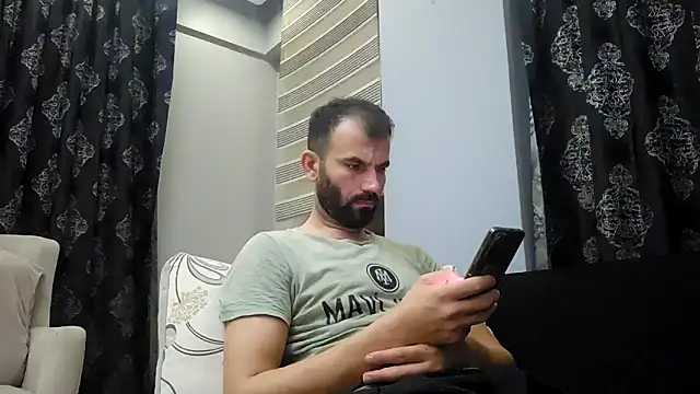 Snapshot of Apooabe chatting on 12.17.25 Apooabe online show from 12.17.25