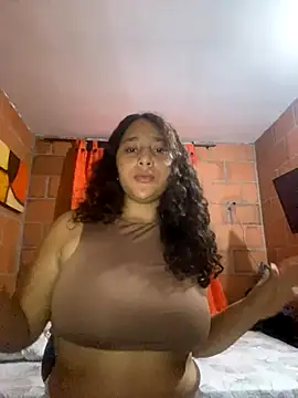 AnaisVelvet11 online show from 10.18.25