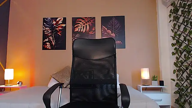 ChristopherBlack  online show from 10.14.25