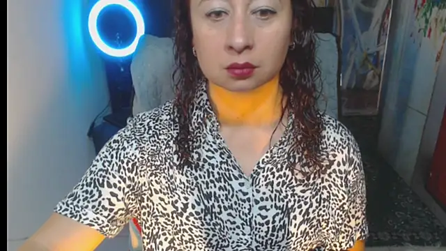 Milf Valeria online show from 11.20.25