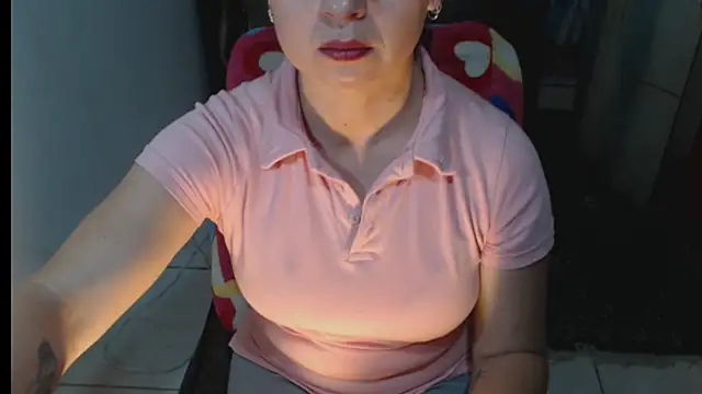 Milf Valeria online show from 12.16.25