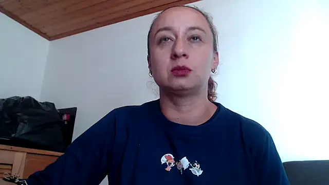 Milf Valeria online show from 05.22.26