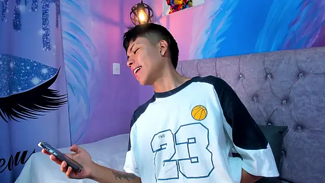 MaxiWildd online show from 02.13.26