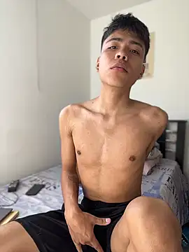 MaxiWildd online show from 06.23.26