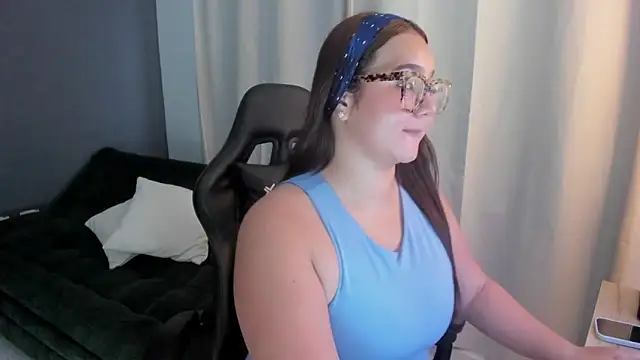 Kyleighc online show from 04.13.26