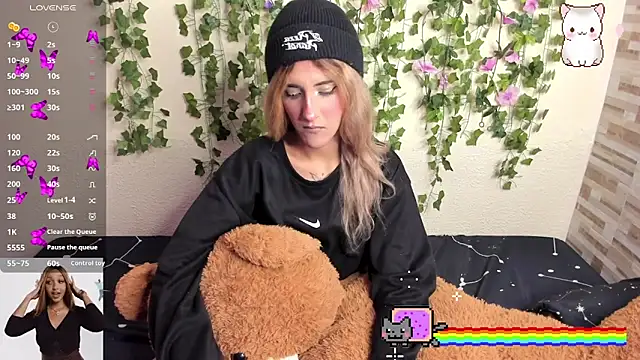 Snapshot of Amy_Moonlight chatting on 11.02.25 Amy Moonlight online show from 11.02.25