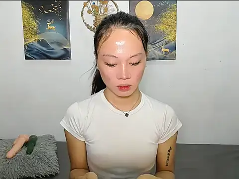 Snapshot of Ataliya_Cataleya chatting on 11.19.25 Ataliya Cataleya online show from 11.19.25