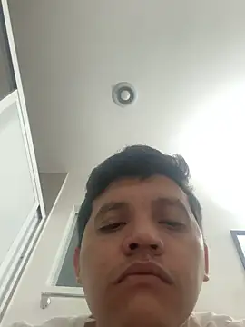 michael877675 online show from 12.04.25