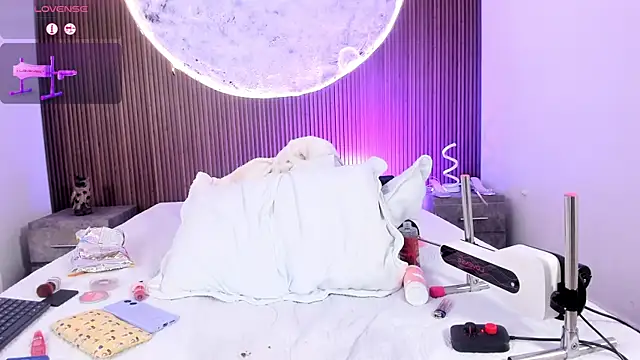 Snapshot of AmbarFoxx_ chatting on 02.08.26 AmbarFoxx online show from 02.08.26