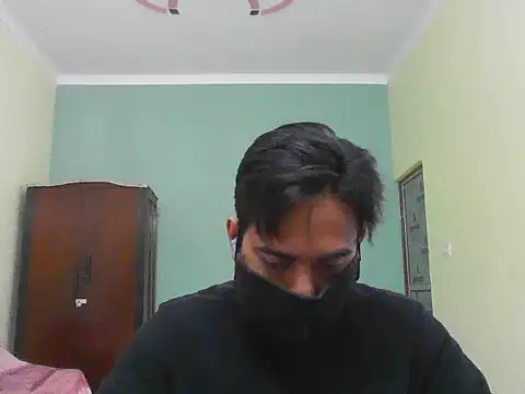 Lucknowboi69 online show from 11.21.25