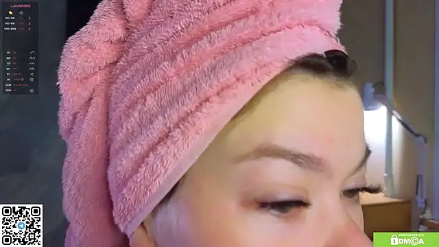 Snapshot of miss_bubbles_ chatting on 02.18.26 miss bubbles online show from 02.18.26