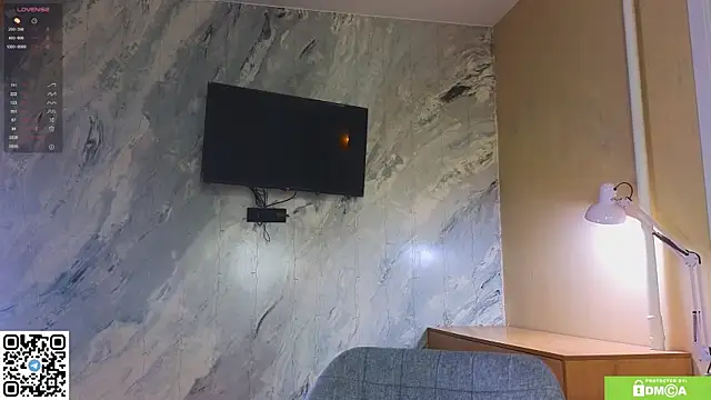 Snapshot of miss_bubbles_ chatting on 02.22.26 miss bubbles online show from 02.22.26