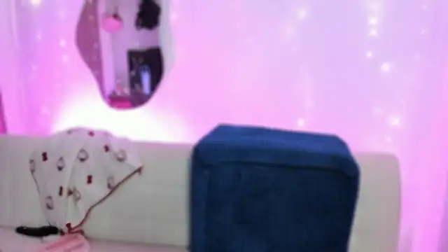 snow doll online show from 01.14.26