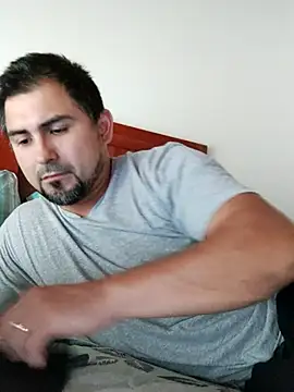 Bradd 32 online show from 11.30.25