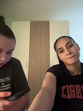 Snapshot of FemmeAffair chatting on 02.09.26 FemmeAffair online show from 02.09.26