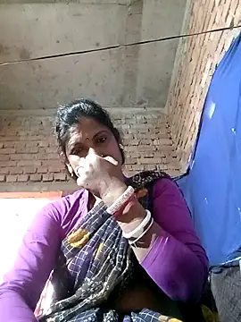 Snapshot of Savita992 chatting on 02.05.26 Savita992 online show from 02.05.26