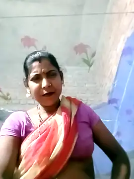 Snapshot of Savita992 chatting on 02.17.26 Savita992 online show from 02.17.26