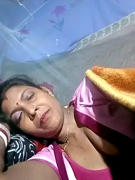 Snapshot of Savita992 chatting on 02.27.26 Savita992 online show from 02.27.26