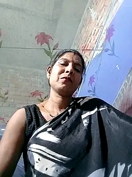 Snapshot of Savita992 chatting on 03.02.26 Savita992 online show from 03.02.26