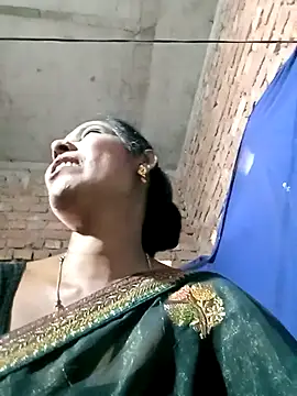 Snapshot of Savita992 chatting on 03.03.26 Savita992 online show from 03.03.26