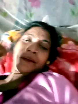 Snapshot of Savita992 chatting on 03.03.26 Savita992 online show from 03.03.26